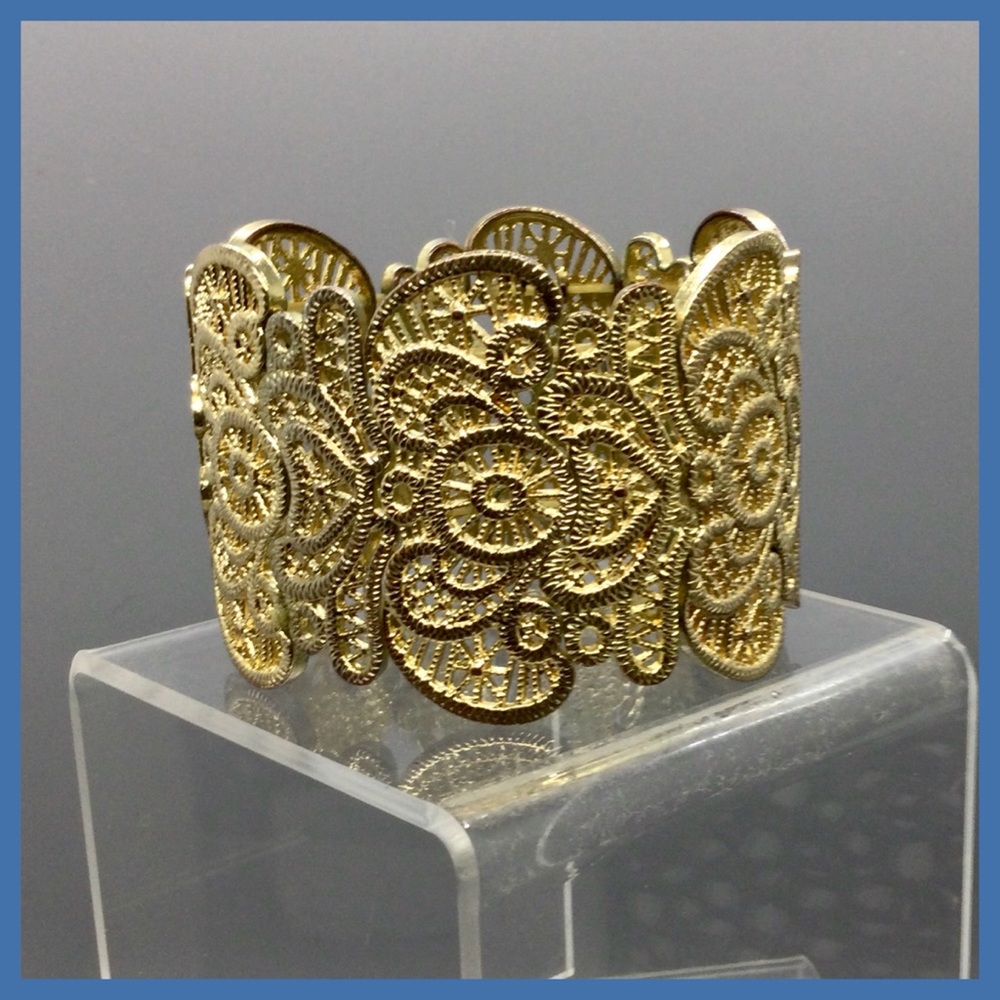 Pretty Filigree Bracelet